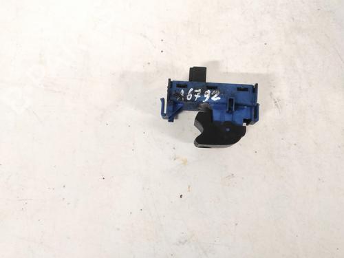 switch-toyota-verso-_r2_-2009-2010-2011-2012-2013-2014-2015-2016-2017-2018-33087288 main image