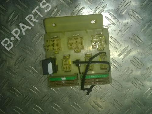 Used Fuse box Fuse box 33482739 33482739