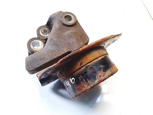 Used Engine mount CHEVROLET CAPTIVA (C100, C140) 2.4 4WD (136 hp) 32563707