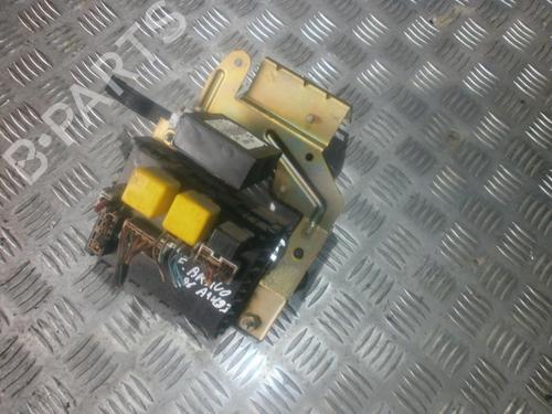Used Fuse box Fuse box FORD MONDEO IV Saloon (BA7) 2.0 LPG (145 hp) 33481203 33481203