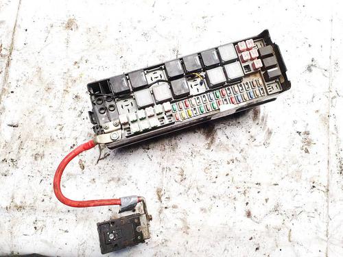 Used Fuse box Fuse box LAND ROVER DISCOVERY III (L319) 2.7 TD 4x4 (190 hp) 32921067 32921067