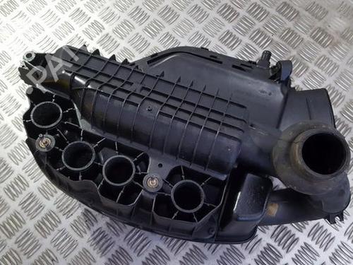 Used Air filter box Air filter box RENAULT CLIO II (BB_, CB_) 1.9 D (B/CB0E, BB0J) (64 hp) 35687398 35687398