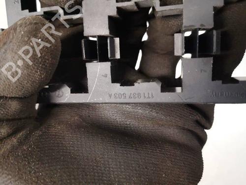 Fuse box VW GOLF PLUS V (5M1, 521) 1.9 TDI | BP38431033E1 - Image 3