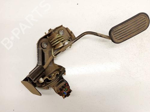 Pedal Pedal TOYOTA AVENSIS VERSO (_M2_) 2.0 D (CLM20_, CLM20R) (116 hp) 36524432 36524432