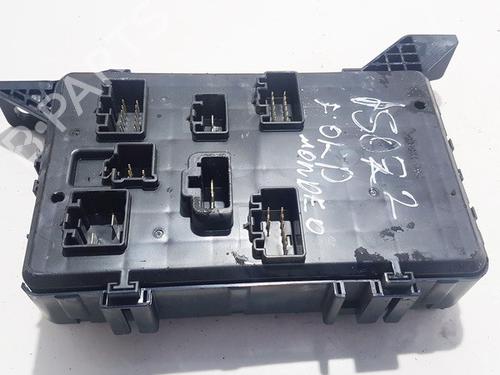 Used Fuse box Fuse box FORD MONDEO III (B5Y) 2.0 16V TDDi / TDCi (115 hp) 33525746 33525746