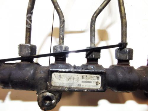 Injection rail MAZDA 3 (BK) 1.6 DI Turbo | BP35589301M98 - Image 2