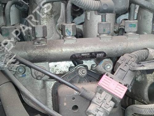 Used Injection rail Injection rail 35071835 35071835