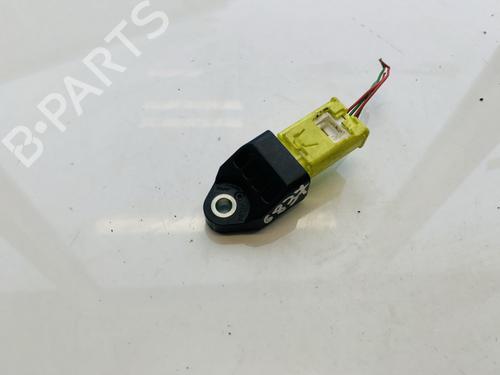 Used Electronic module TOYOTA YARIS (_P15_) 1.3 (NSP150_) (99 hp) 33091253