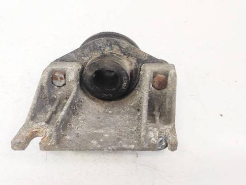 Used Engine mount Engine mount RENAULT SCÉNIC I MPV (JA0/1_, FA0_) 1.9 dCi (JA05, JA1F) (102 hp) 32950337 32950337