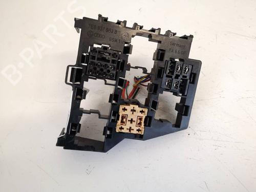 BP32586629E1 main image