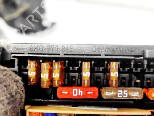 Fuse box AUDI Q5 (8RB) 2.0 TDI quattro | BP32935587E1 - Image 3