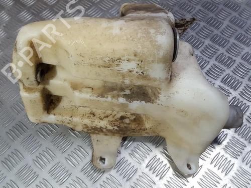Used Windscreen washer tank Windscreen washer tank SAAB 9-3 (YS3F, E79, D79, D75) 2.2 TiD (125 hp) 35673734 35673734