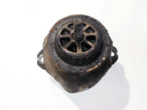 Used Engine mount Engine mount VW TOUAREG (7LA, 7L6, 7L7) 2.5 R5 TDI (174 hp) 32908390 32908390