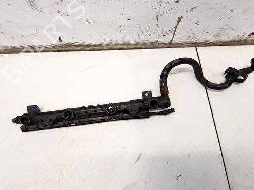 Used Injection rail Injection rail 34755568 34755568
