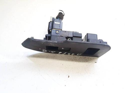 switch-chevrolet-captiva-c100-c140-2006-32613905 main image