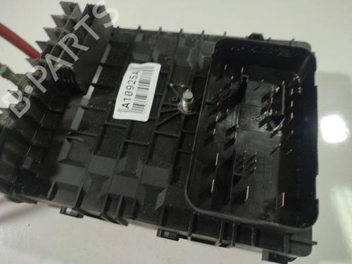 Fuse box SKODA SUPERB II (3T4) 1.6 TDI | BP38576285E1 - Image 2