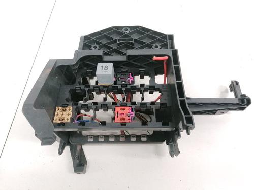 Used Fuse box Fuse box SEAT IBIZA III (6L1) 1.4 TDI (75 hp) 33083401 33083401