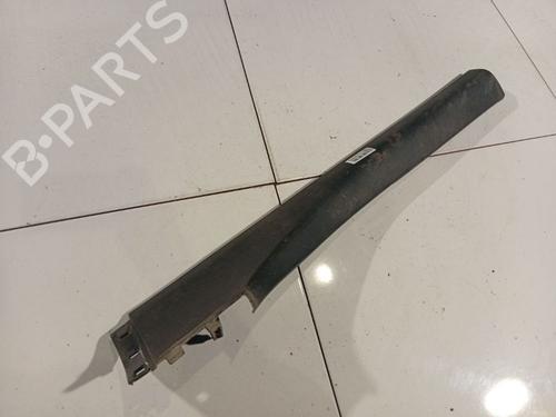 Estribo Estribo RENAULT LAGUNA III (BT0/1) 2.0 dCi (BT07, BT0J, BT14, BT1A, BT1S) (131 hp) 39573963 39573963