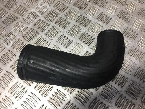 Used Pipe Pipe VOLVO V70 II (285) D5 (163 hp) 33500687 33500687