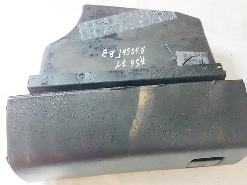 Used Glove box Glove box VW PASSAT B3/B4 Variant (3A5, 35I) 1.9 D (68 hp) 35869325 35869325