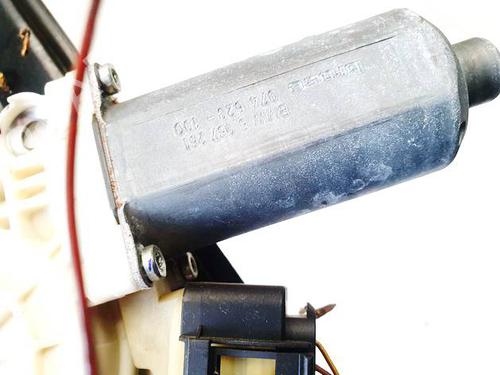 Left rear window motor BMW X5 (E70) 3.0 d | BP34966610E23 - Image 2