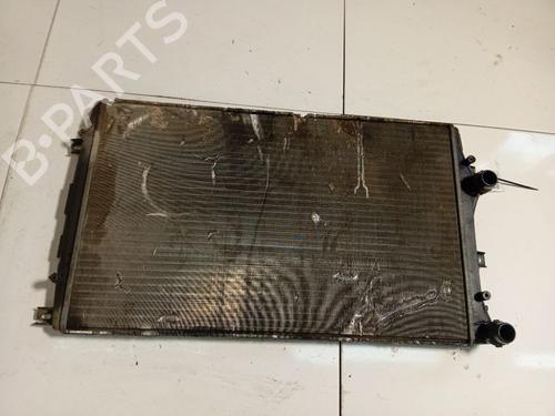 Used Water radiator Water radiator 34829645 34829645