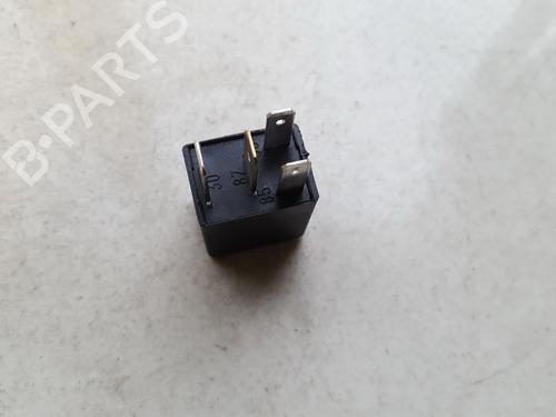 Electronic sensor OPEL ZAFIRA A MPV (T98) 2.0 DI 16V (F75) | BP33516601M84 - Image 2