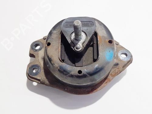 Used Engine mount RENAULT LAGUNA II (BG0/1_) 2.2 dCi (BG0F) (150 hp) 33066095