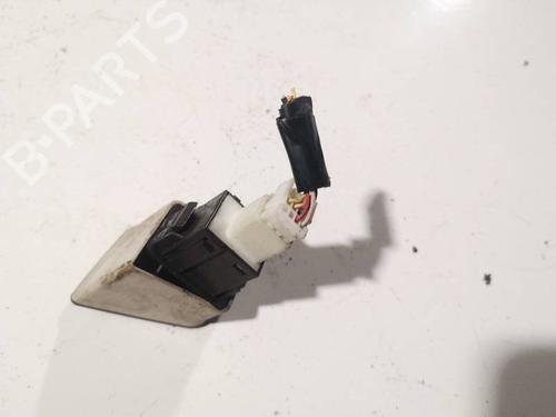 Switch TOYOTA YARIS (_P9_) 1.4 D-4D (NLP90_, NLP90R) | BP35000680I30 - Image 3
