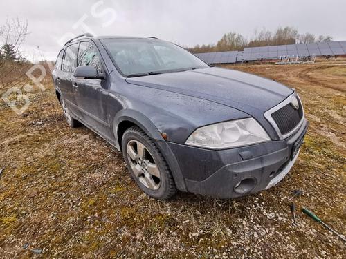Brugte SKODA OCTAVIA II (1Z3)  2.0 TDI  4641156