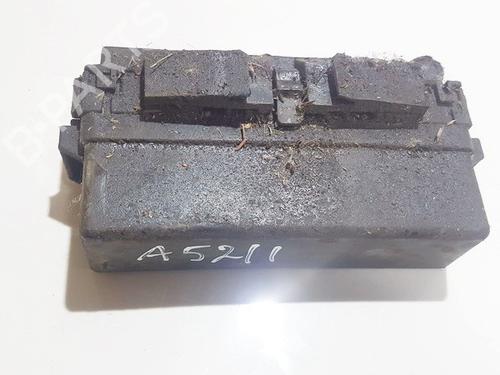 Used Fuse box Fuse box RENAULT KOLEOS I (HY_) 2.0 dCi (HY0K) (150 hp) 33101903 33101903