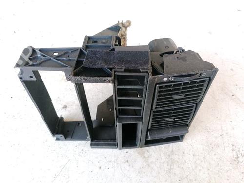 Luftventil Luftventil AUDI 80 B4 Saloon (8C2) 2.0 (90 hp) 33079238 33079238