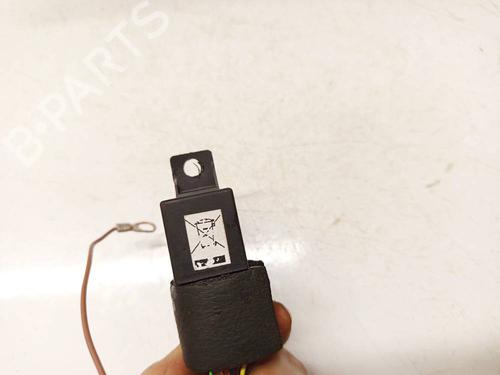 Electronic sensor VW PASSAT B5 Variant (3B5) 1.9 TDI | BP32972605M84 - Image 3