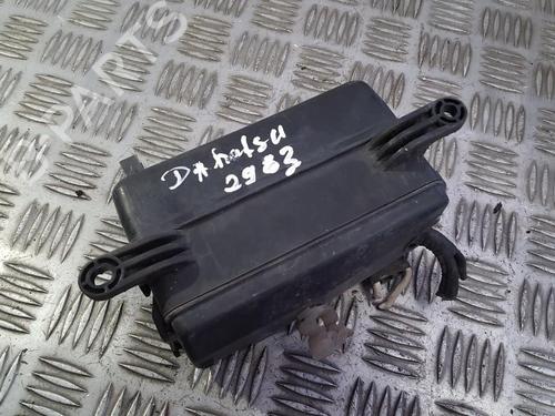 Used Fuse box Fuse box DAIHATSU GRAN MOVE (G3) 1.6 16V (G301) (91 hp) 33495186 33495186