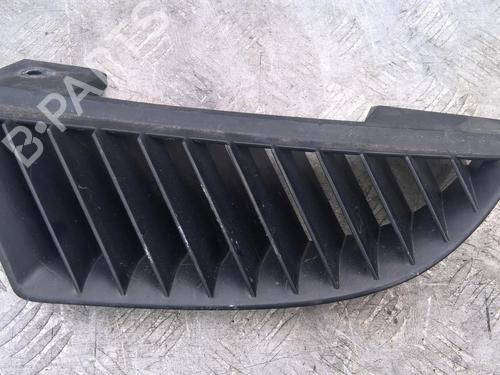 Used Grille Grille 38452706 38452706