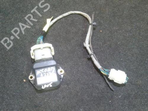Used Electronic module Electronic module MERCEDES-BENZ E-CLASS (W211) E 200 Kompressor (211.042) (163 hp) 33485862 33485862