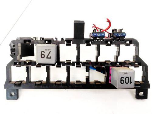 Used Fuse box Fuse box VW GOLF IV (1J1) 1.9 TDI (90 hp) 32936950 32936950