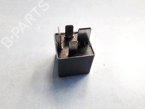 Electronic sensor FORD MONDEO III (B5Y) 2.5 V6 24V | BP33061165M84 - Image 2