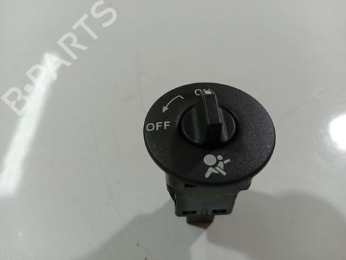 Used Switch Switch RENAULT SCÉNIC III (JZ0/1_) 1.5 dCi (110 hp) 32544868 32544868