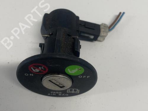 Used Switch Switch AUDI A6 C5 (4B2, 4B4) 2.5 TDI (150 hp) 34177108 34177108