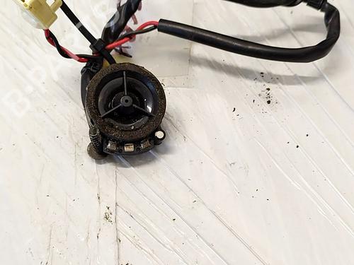 Used Speaker Speaker TOYOTA PREVIA II (_R3_) 2.0 D-4D (CLR30_, CLR30R) (116 hp) 33098184 33098184