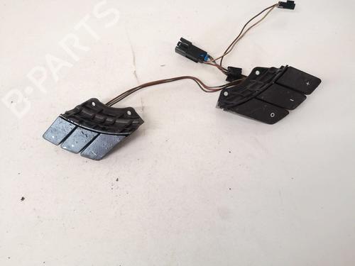 Used Steering wheel controls Steering wheel controls 35475903 35475903