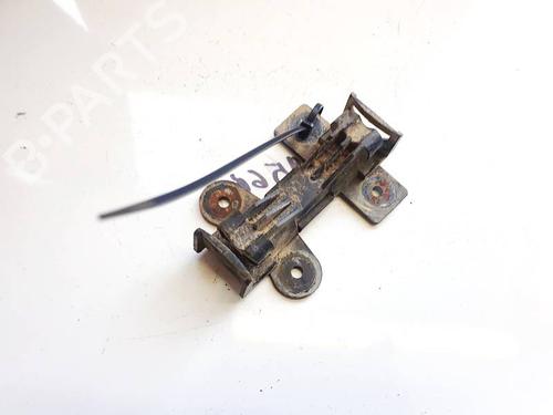 Used Front bumper bracket Front bumper bracket AUDI 100 C3 Saloon (443, 444) 2.0 D (70 hp) 32958326 32958326