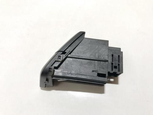 Warning switch AUDI A5 (8T3) 3.0 TDI quattro | BP35707048I22 - Image 2