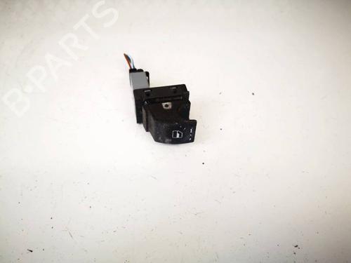 switch-vw-golf-plus-v-5m1-521-2004-2005-2006-2007-2008-2009-2010-2011-2012-2013-32558974 main image