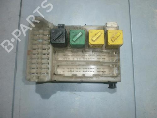 Used Fuse box Fuse box FORD MONDEO I (GBP) 1.6 i 16V (88 hp) 33485525 33485525