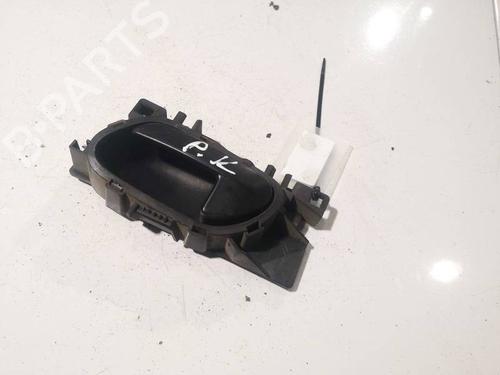 Used Front left interior door handle Front left interior door handle 38041939 38041939