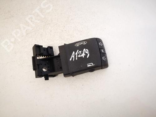 Used Steering wheel controls Steering wheel controls 35431153 35431153