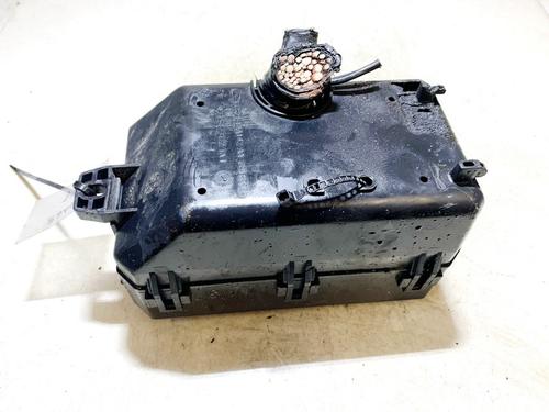 Used Fuse box Fuse box FORD MONDEO II (BAP) 1.8 i (115 hp) 33101186 33101186
