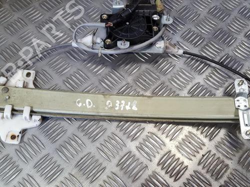 Used Rear right window mechanism Rear right window mechanism HYUNDAI SONATA IV (EF) 2.0 (134 hp) 35686749 35686749